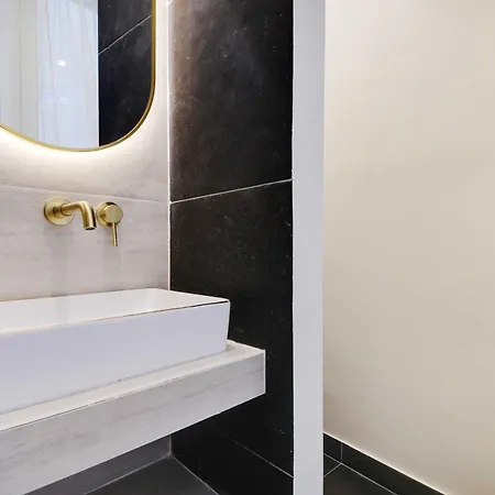 Apartment Lovely Studio Place Des Vosges Marais Paris